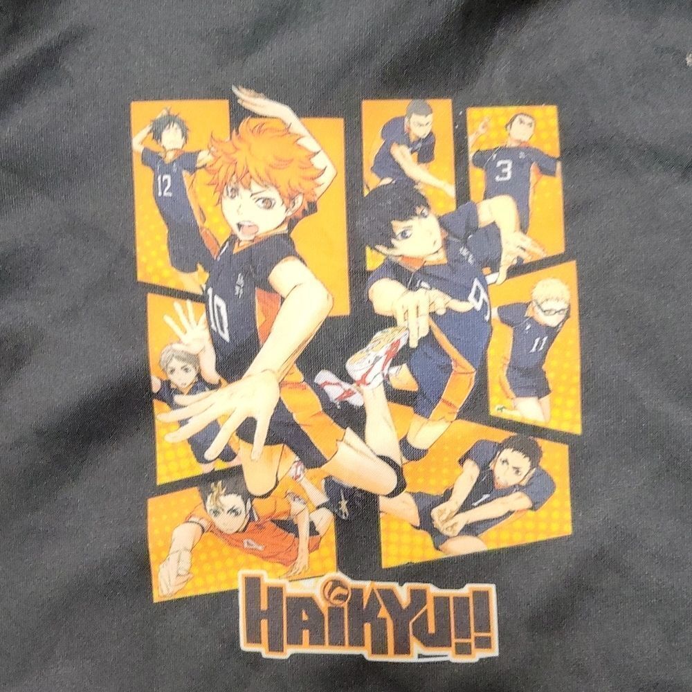 ANIME HAIKYUU YOUTH HOODIE SIZE YOUTM MEDIUM